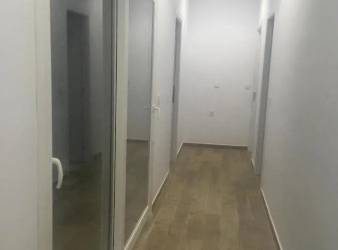 Saturno 1 אורחן *