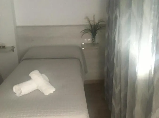 אורחן Saturno 1 *